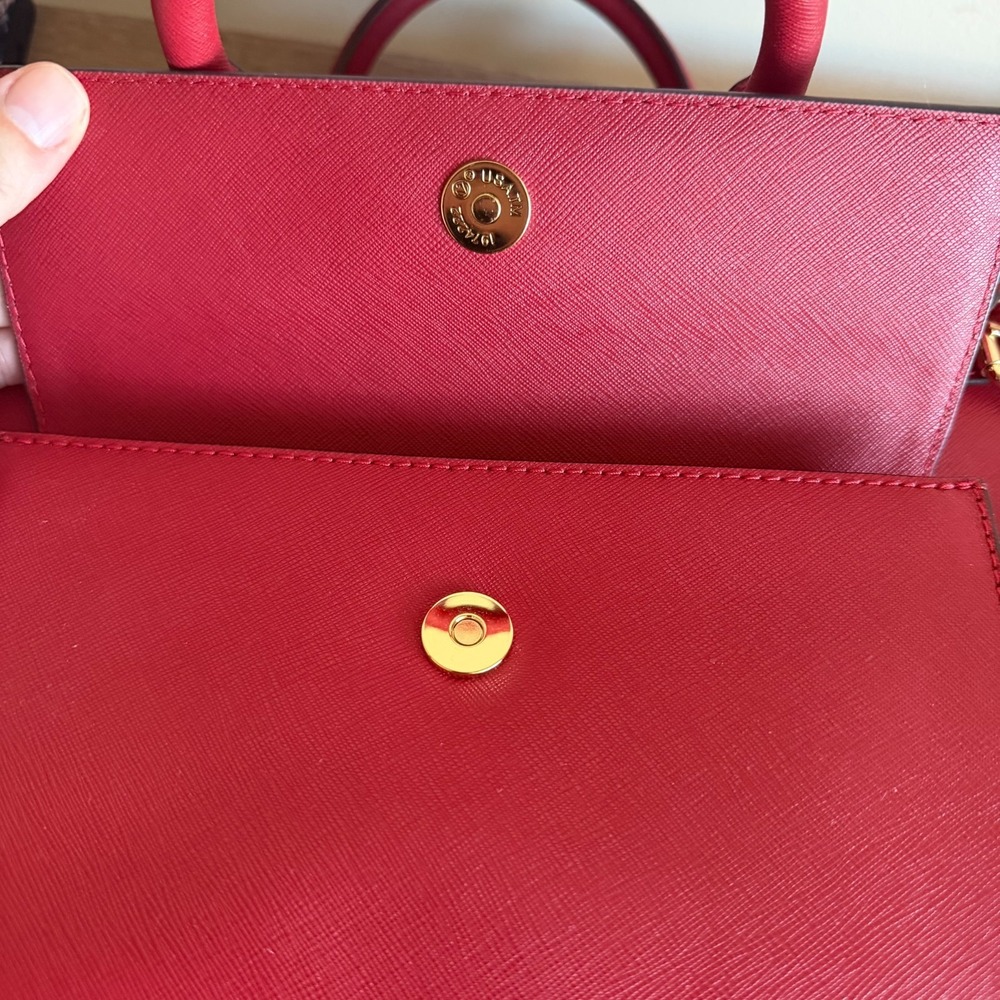 Michael‎ Kors Georgia Red Leather Large Zipper Front Snap Satchel Tote Bag EUC - Picture 12 of 12